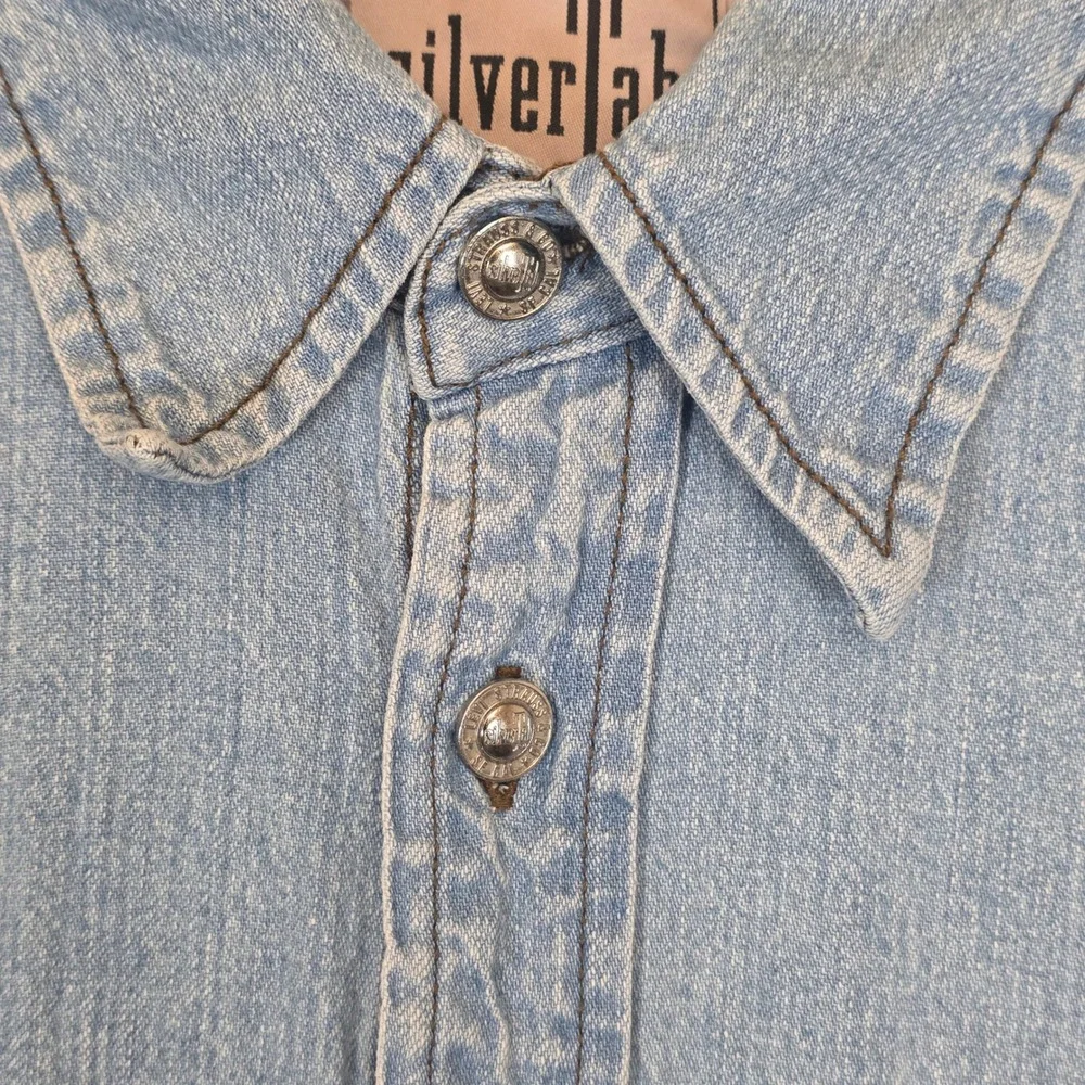 Levis SilverTab Denim Shirt Mens L Blue Light Wash Long Sleeve Button Up Vintage